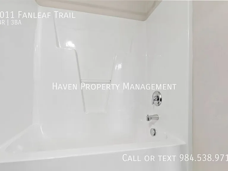 8011 Fanleaf Trl — Photo 21