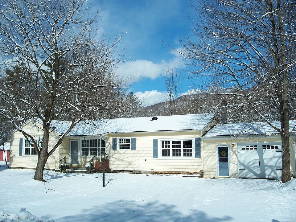 Comfortable living in the village of Woodstock