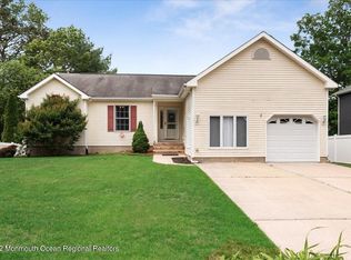 279 Sextant Rd, Manahawkin, NJ 08050