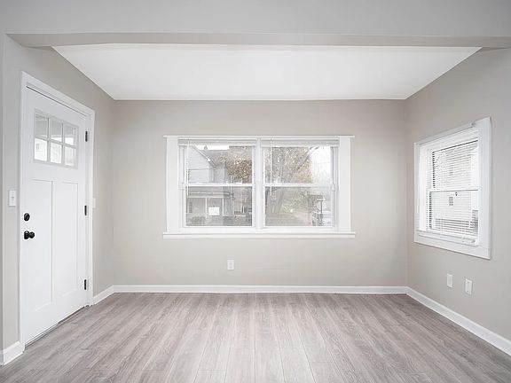 4th image of 54 E Woodrow Ave