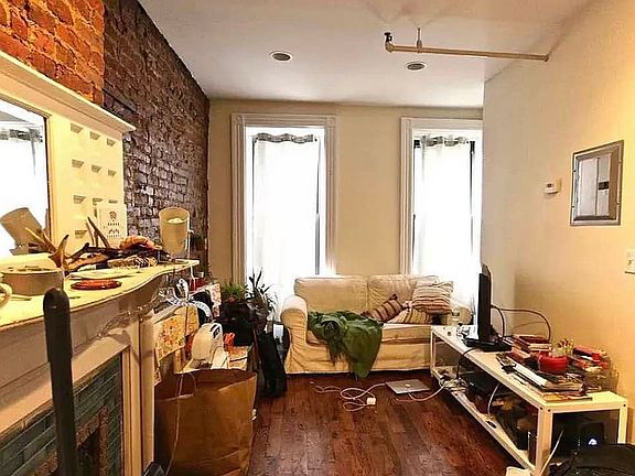 2nd image of 333 Hancock St #1A