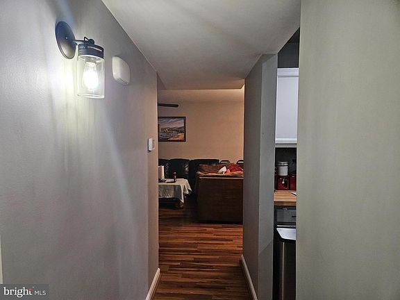 4th image of 200 Buckingham Ln APT 303