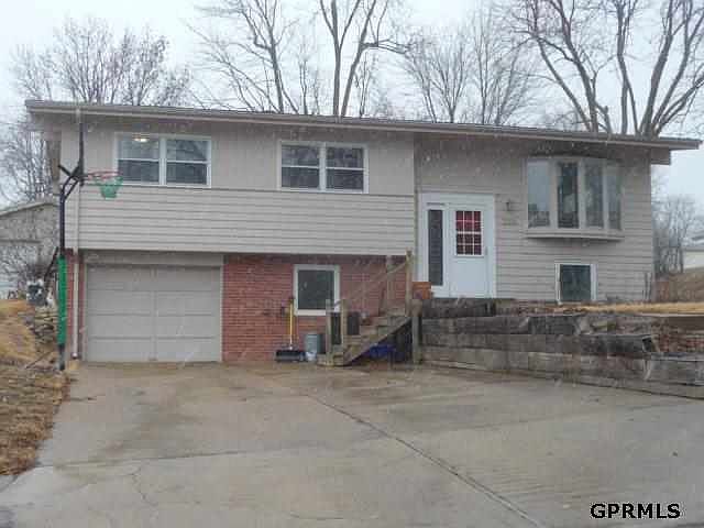 1st image of 2106 Dagmar Ave
