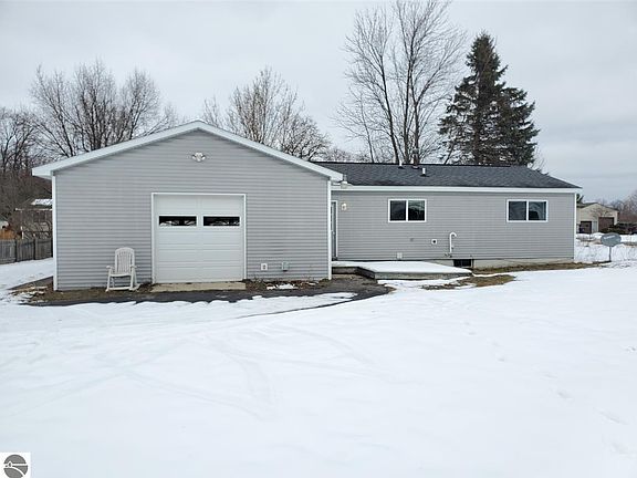 2nd image of 4171 Canterbury Ln