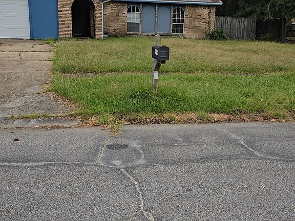 3rd image of 2519 Calle Hermosa St