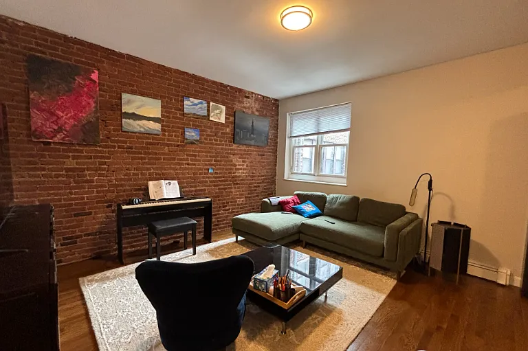25 Stearns Rd #3 — Photo 1