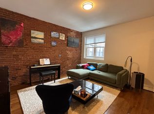 25 Stearns Rd APT 3, Brookline, MA 02446