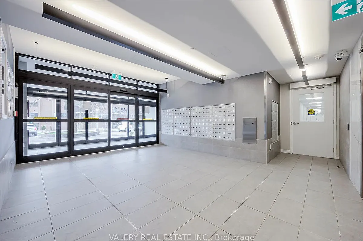 2 bed, $2,495 — Photo 2