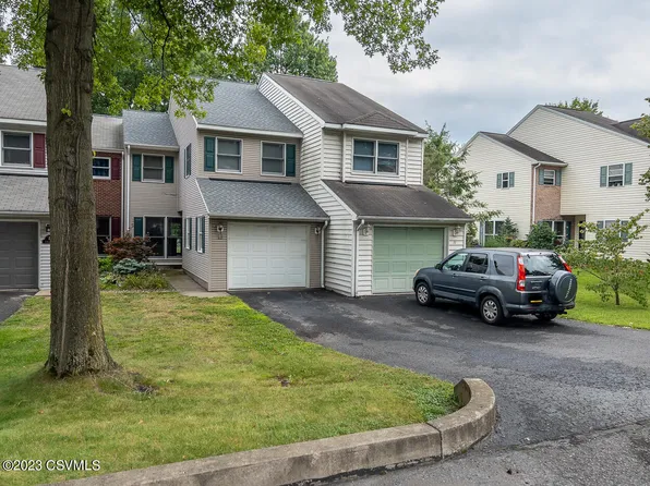 13 Banyan St, Selinsgrove, PA 17870