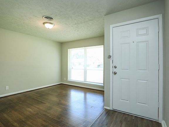 2nd image of 5634 Elm Springs Dr