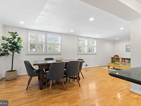 5th image of 1106 Croton Dr