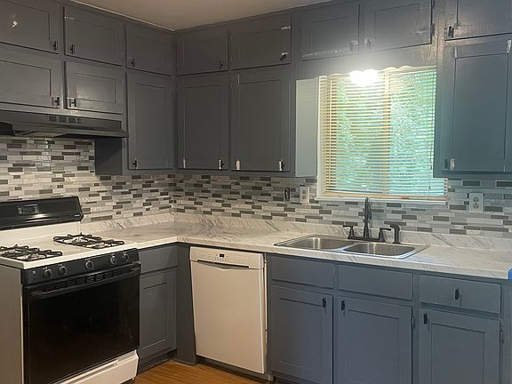 4th image of 4519 Raleigh Dr