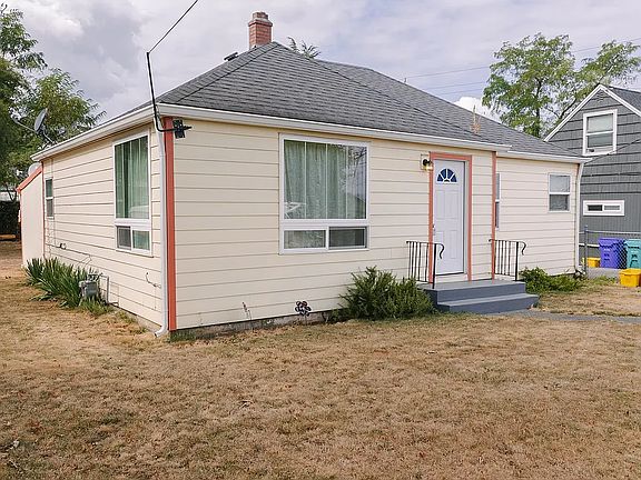 3rd image of 5325 NE 74th Ave