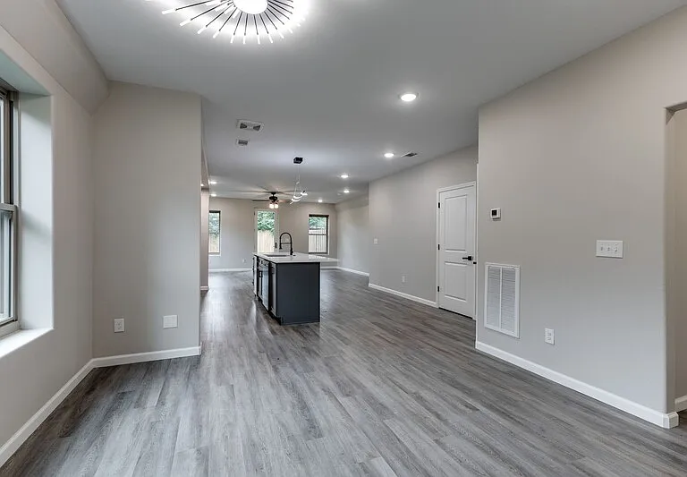 271 Garry Dr #A — Photo 7