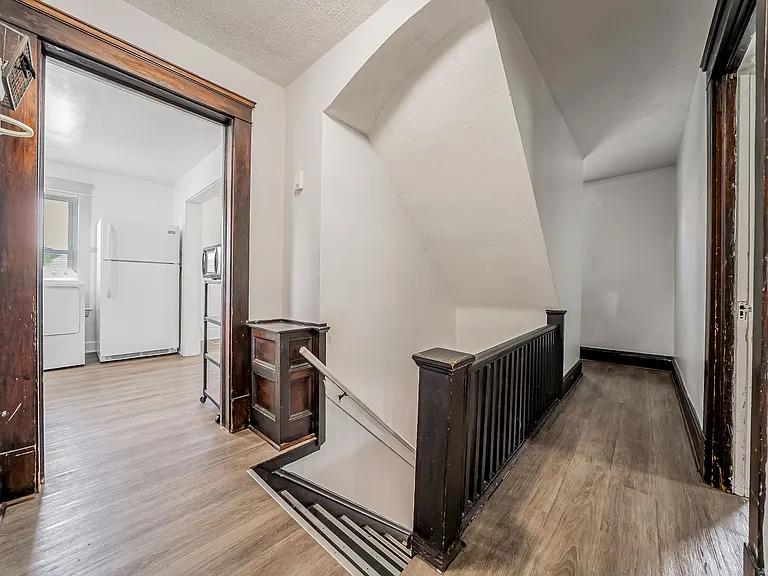 14520 Bayes Ave — Photo 16