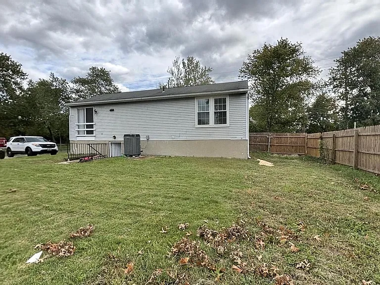 8106 Rhode Island Ave — Photo 5