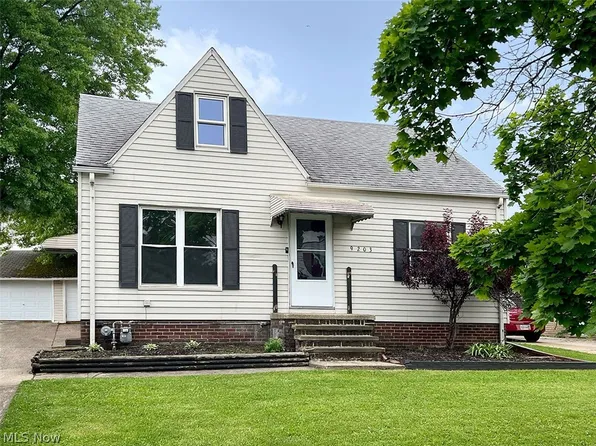 9203 Torrance Ave, Brooklyn, OH 44144