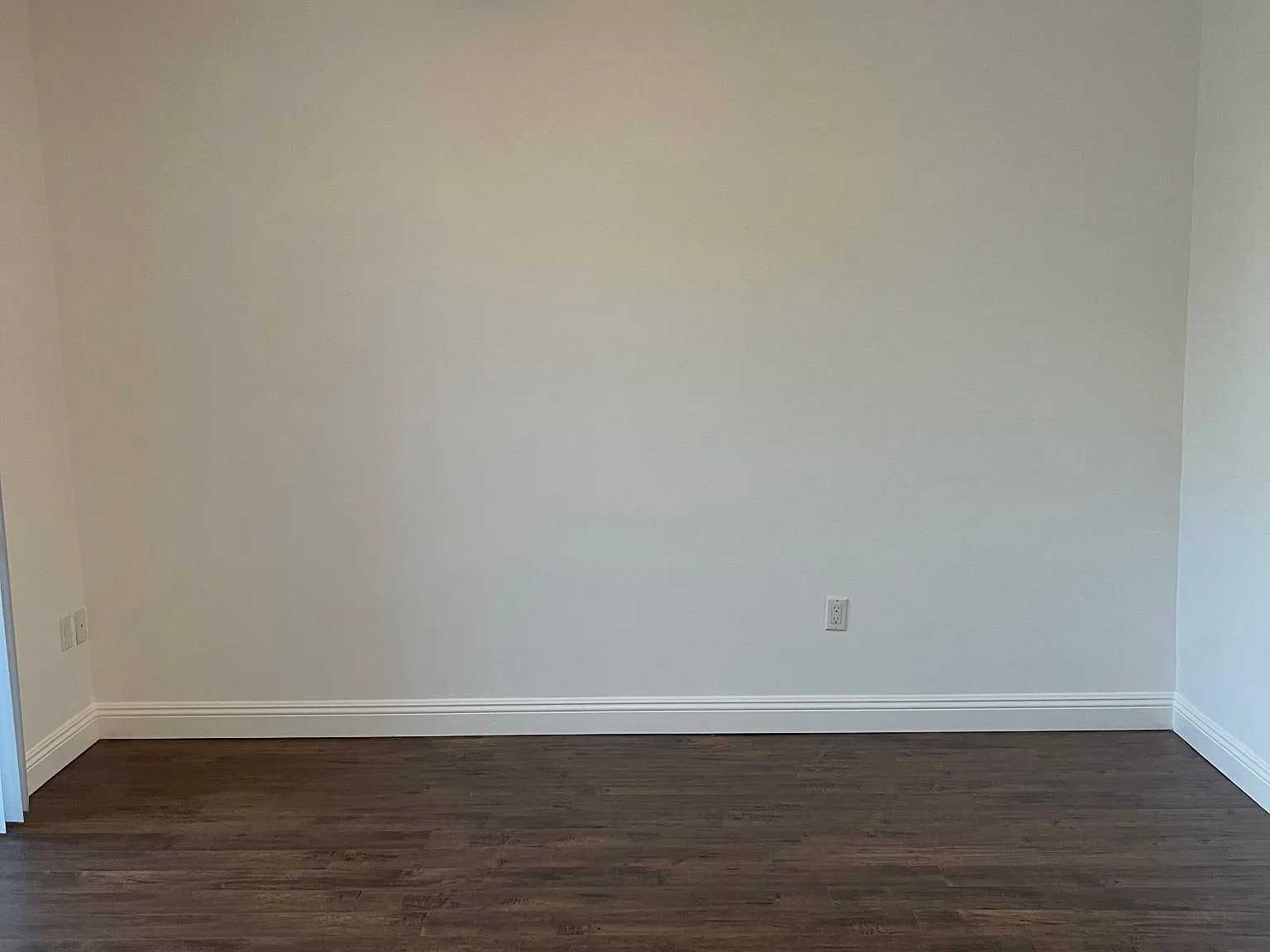 10830 Kling Street — Photo 4