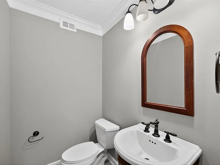 2109 Lander Ln #79 — Photo 8