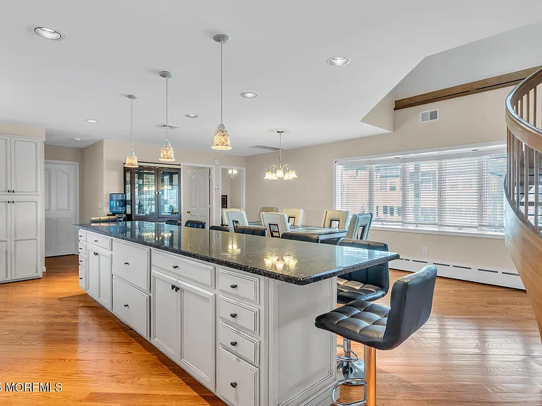 115 N Ocean Ave — Photo 27