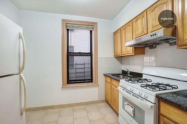 1st image of 6711 Fort Hamilton Pkwy #1