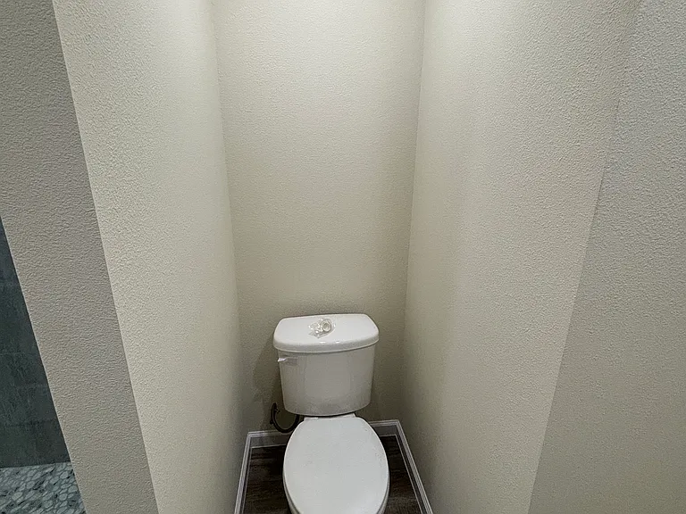 4728 Crenshaw Ave — Photo 4