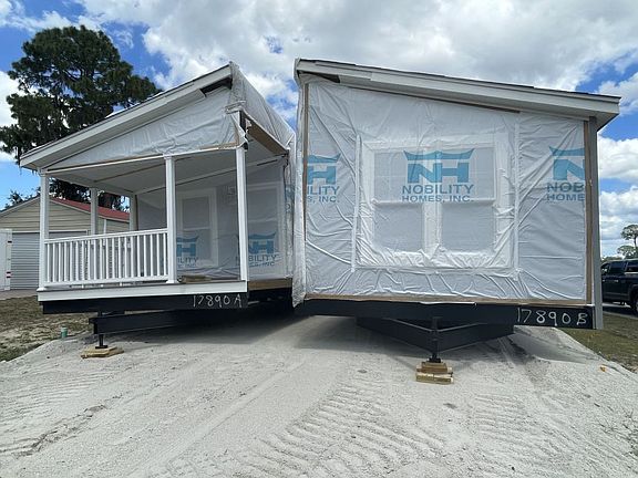 5th image of 13311 Gulfwind Ct