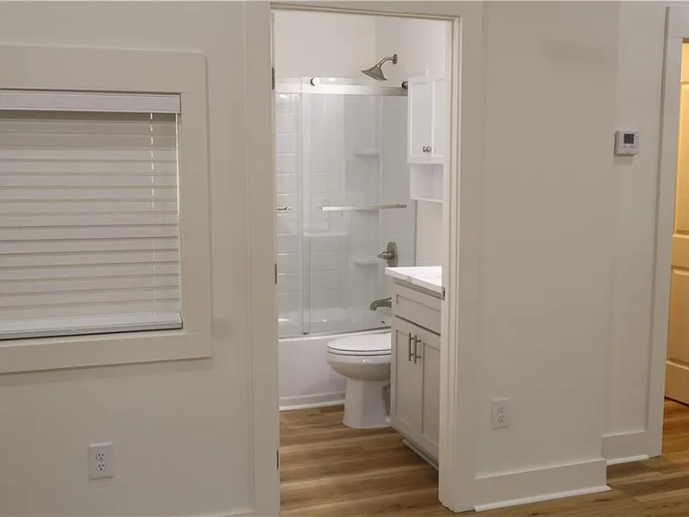 5120 Railroad Ave — Photo 11