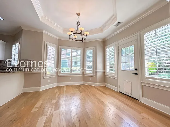4706 Woodlawn Ct NE — Photo 14