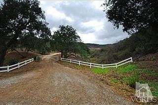 1st image of 702 Skyline Dr