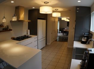 121 Hollister Dr, East Hartford, CT 06118