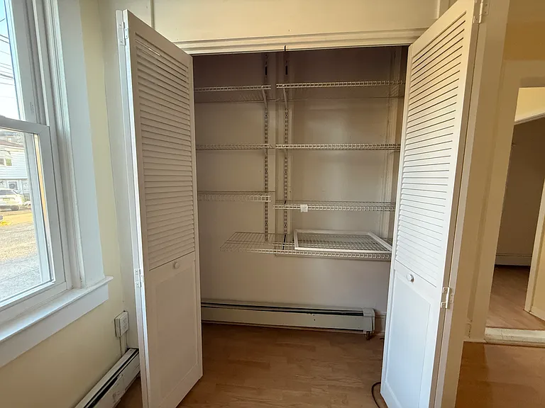161 Front St #1 — Photo 8