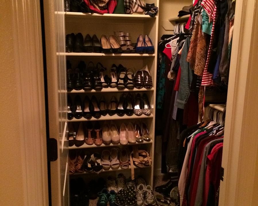 Walk-in Closet