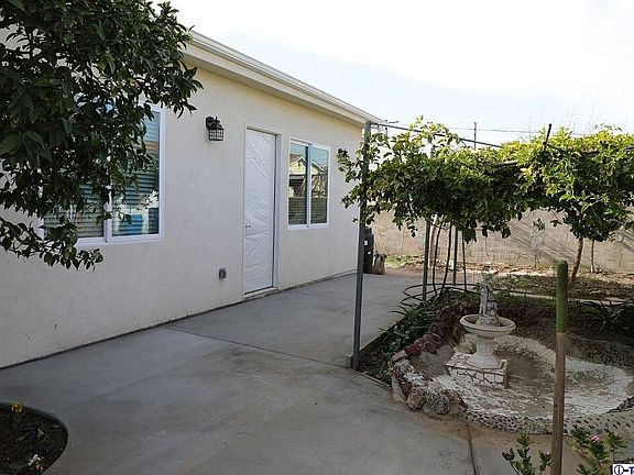 3rd image of 8815 Cranford Ave