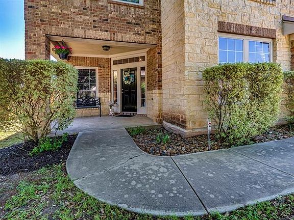 5th image of 1120 Estival Dr