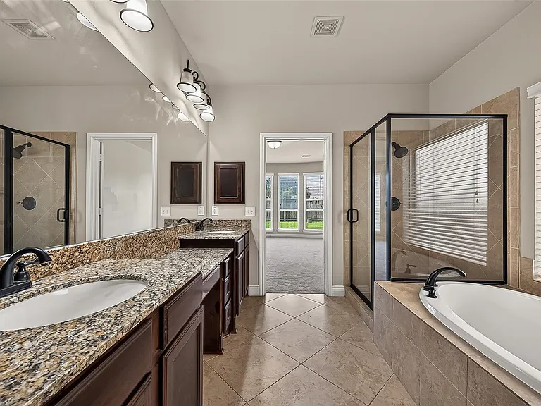 27119 Naples Run Ln — Photo 5
