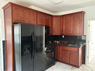 310 Taylor St FLOOR 2, Staten Island, NY 10310