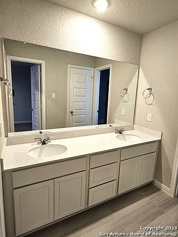 12549 Rothau Dr — Photo 23