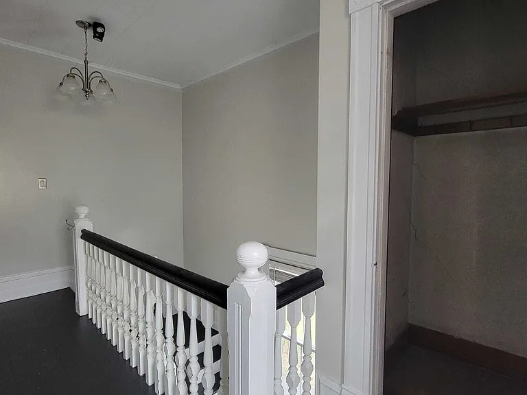 126 Winthrop St #2 — Photo 2