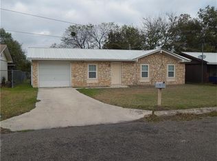 19 Sunset Dr, Lampasas, TX 76550