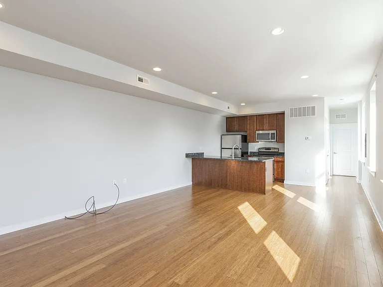 The Residences at 3820 — Photo 15