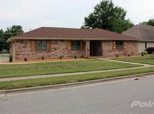 626 E Deerfield St, Springfield, MO 65807