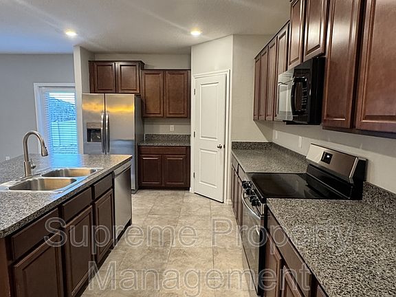 4th image of 12716 Lemon Pepper Dr