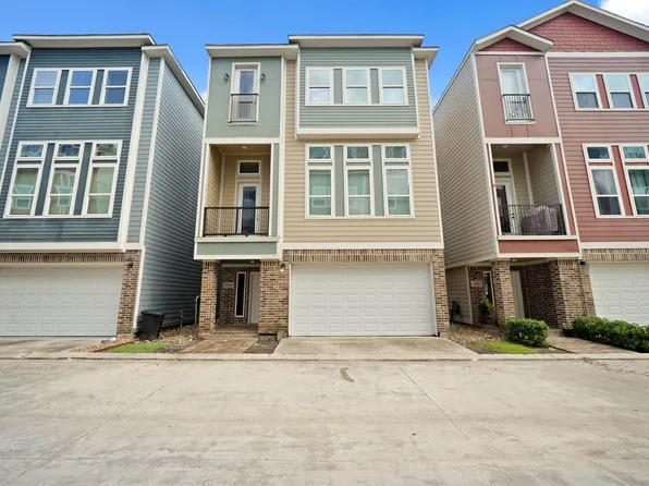 2110 Oatfield Dr, Houston, TX 77018