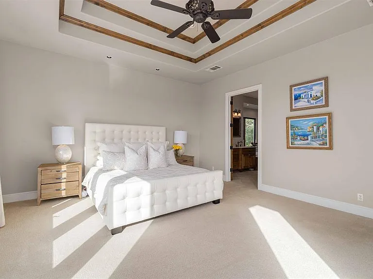 9104 Atwater Cv — Photo 19