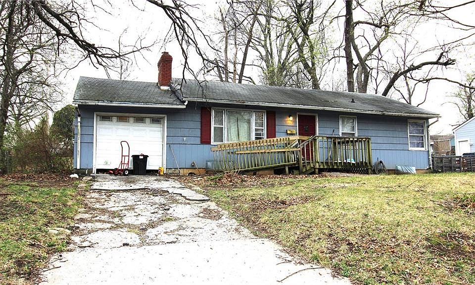 1st image of 6809 W 72nd Ter