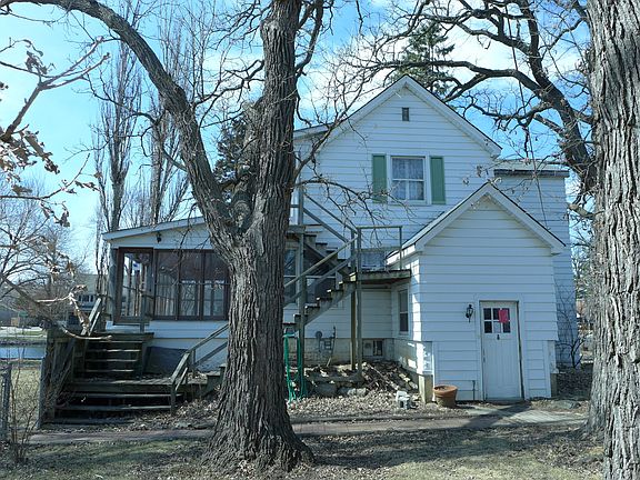 3rd image of 33855 N Lake Shore Dr