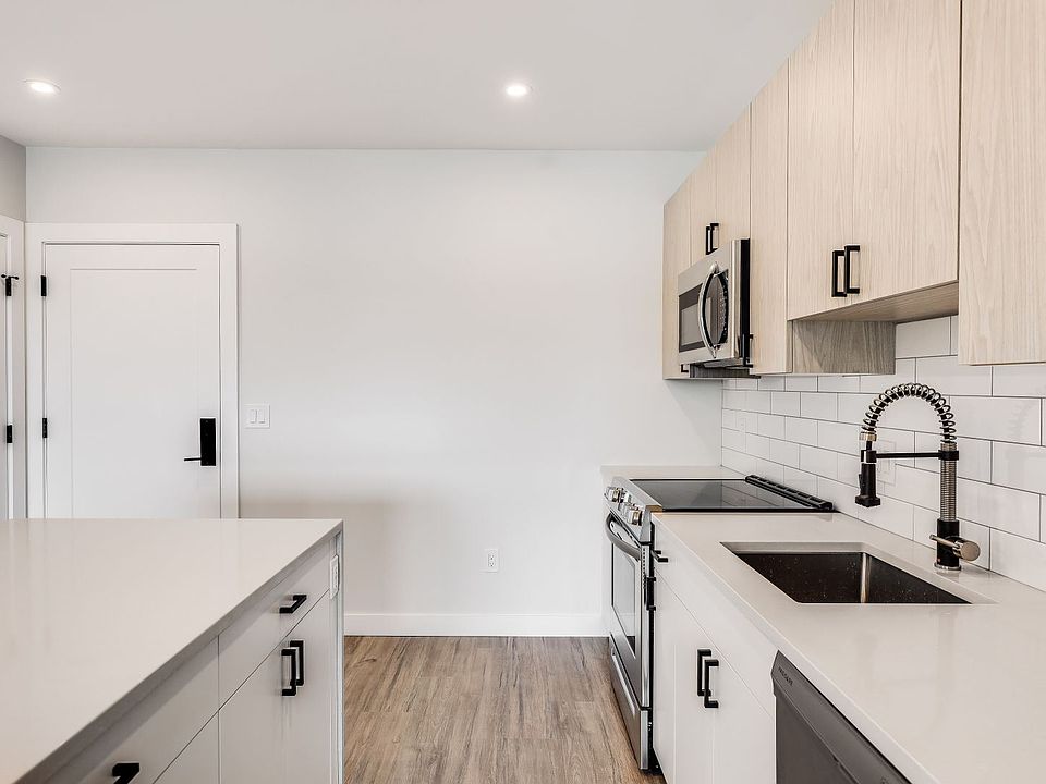 1st image of 12 Congress St #205