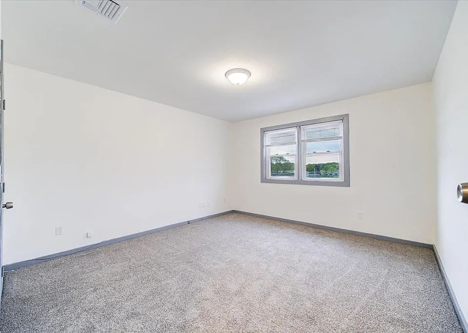214 West Rd #13