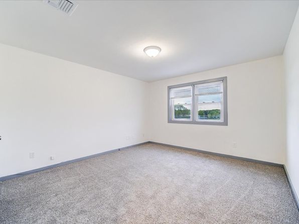 214 West Rd #13